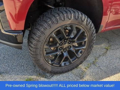 Used 2022 Chevrolet Silverado 1500 Custom Trail Boss AWD/4WD image 8