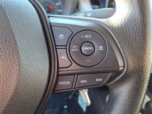 Used 2024 Toyota Corolla LE image 23