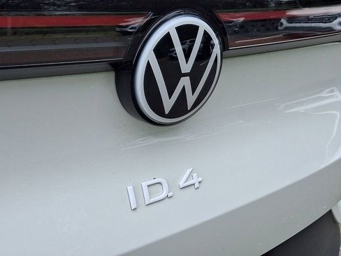 Certified 2025 Volkswagen ID.4 Pro S Plus AWD/4WD image 29