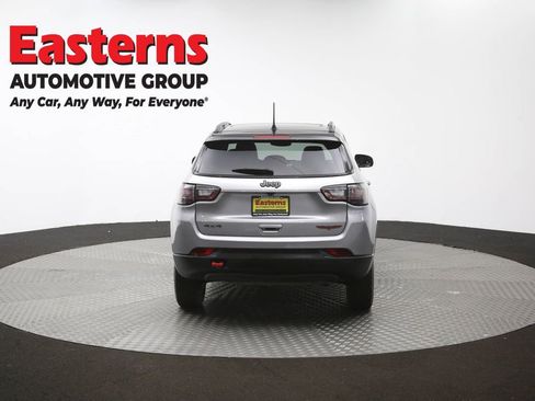 Used 2022 Jeep Compass Trailhawk w/ Trailhawk Elite Group AWD/4WD image 39