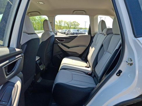Certified 2023 Subaru Forester AWD/4WD image 10