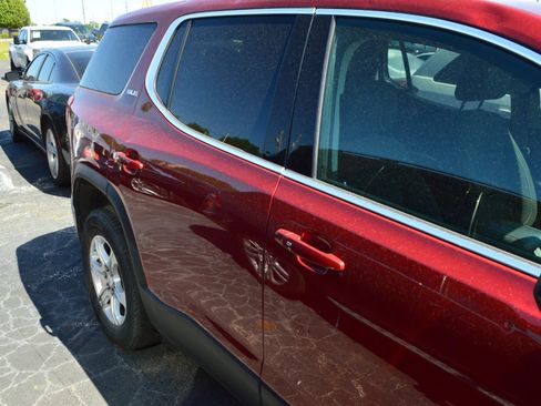Used 2019 GMC Acadia SLE AWD/4WD image 5