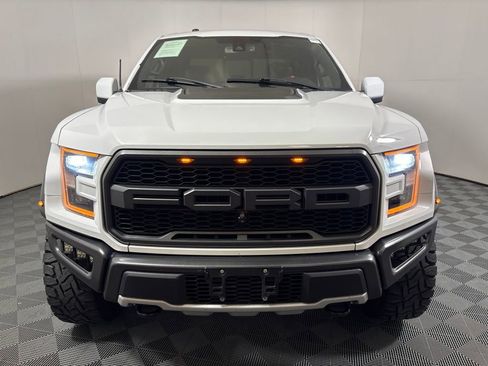 Used 2018 Ford F150 Raptor w/ Equipment Group 802A Luxury AWD/4WD image 3