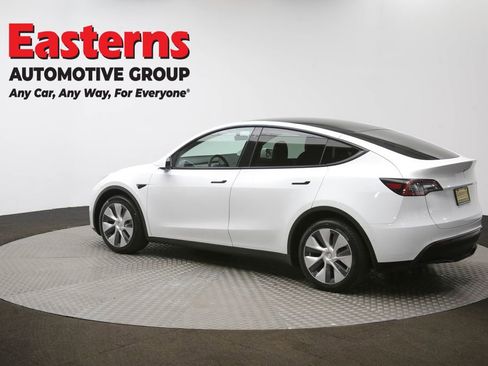 Used 2021 Tesla Model Y Long Range image 61