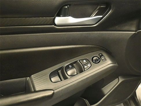 Used 2022 Nissan Altima 2.5 S image 12