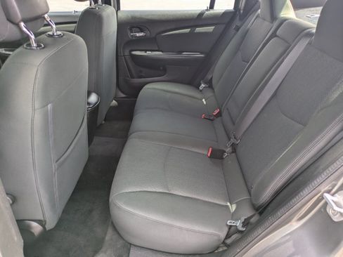 Used 2012 Chrysler 200 Touring FWD image 17