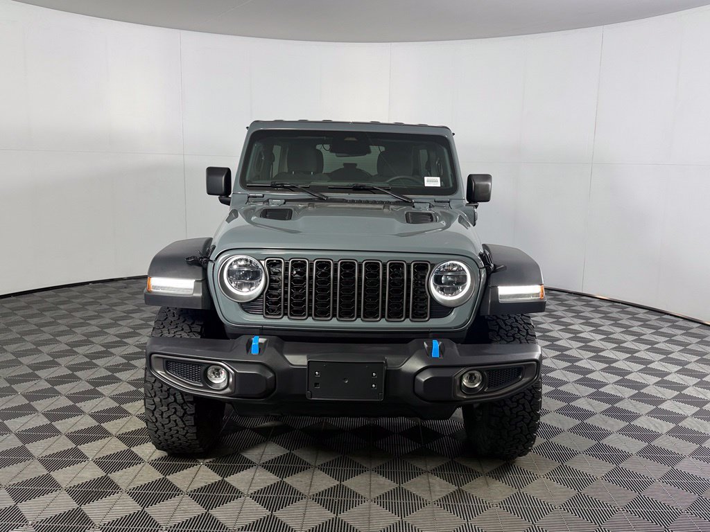 Used 2025 Jeep Wrangler Unlimited Rubicon 4xe AWD/4WD image 2
