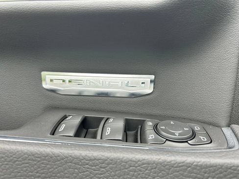 New 2026 GMC Sierra 1500 Denali w/ Denali Reserve Package AWD/4WD image 23
