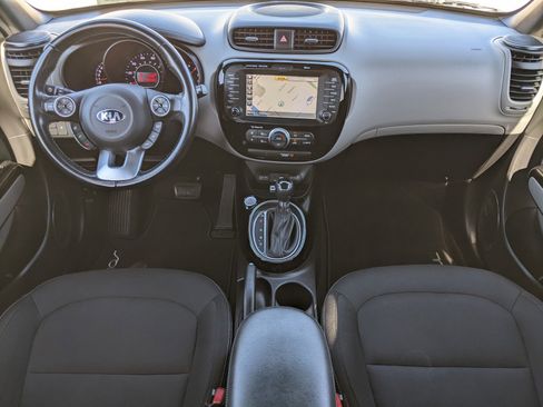 Certified 2017 Kia Soul + w/ Audio Package image 12