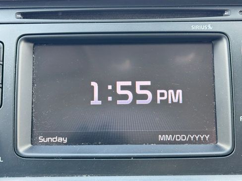 Used 2016 Kia Optima EX image 3