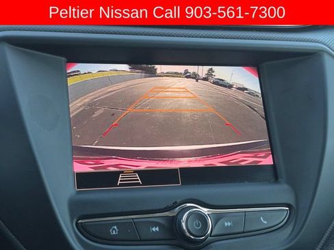 Used 2023 Chevrolet TrailBlazer LT FWD image 34