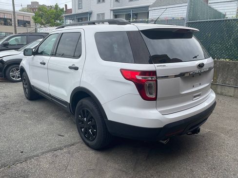 Used 2014 Ford Explorer 4WD image 4