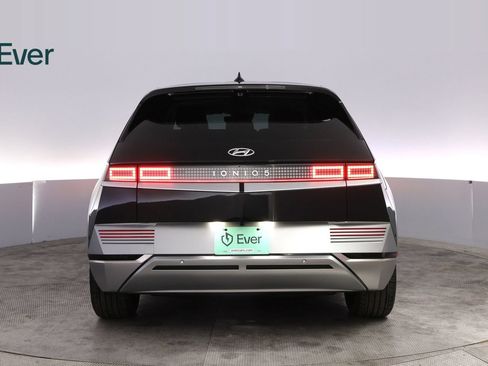 Used 2024 Hyundai Ioniq 5 Limited RWD image 15