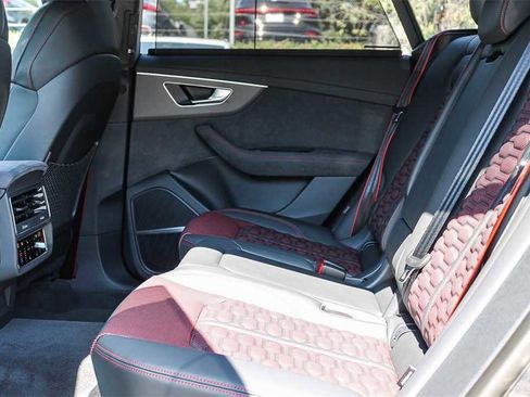 New 2025 Audi RS Q8 performance image 21