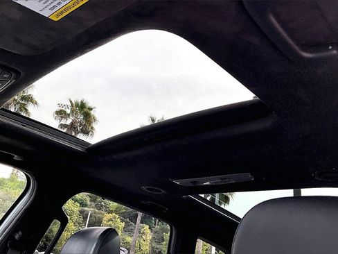 Certified 2025 Kia Telluride SX Prestige X-Line image 12