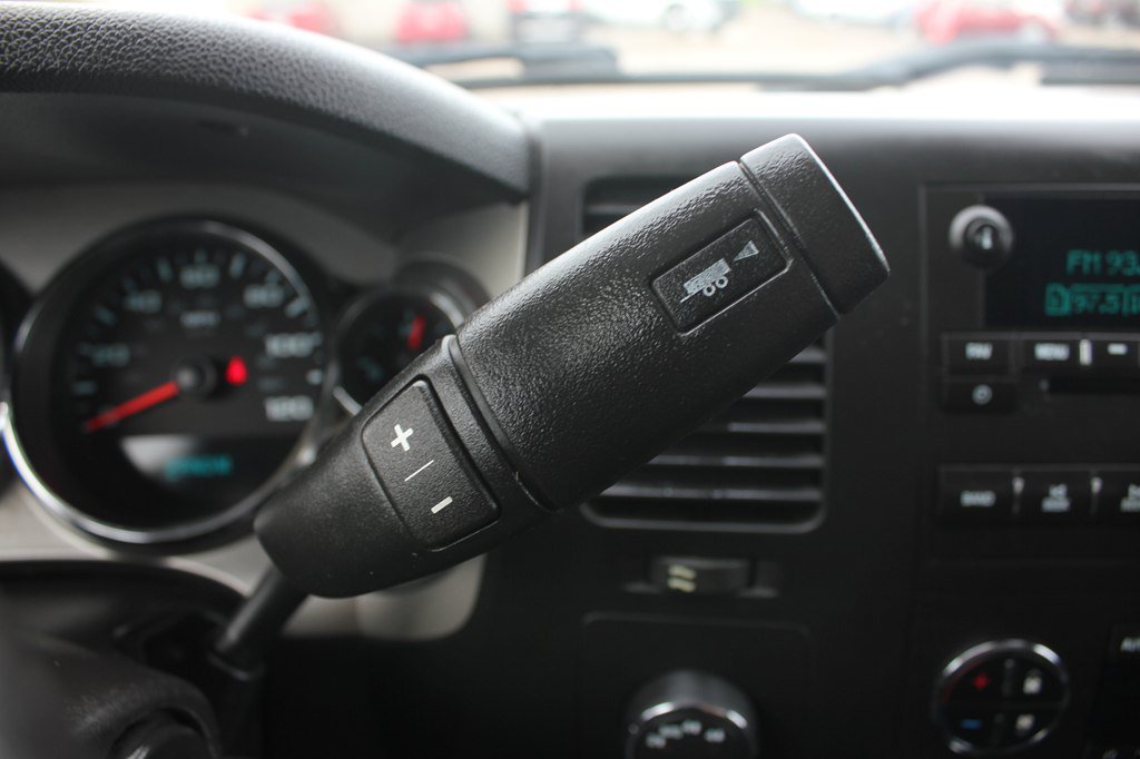 Used 2010 Chevrolet Silverado 1500 LT w/ Power Pack Plus AWD/4WD image 15