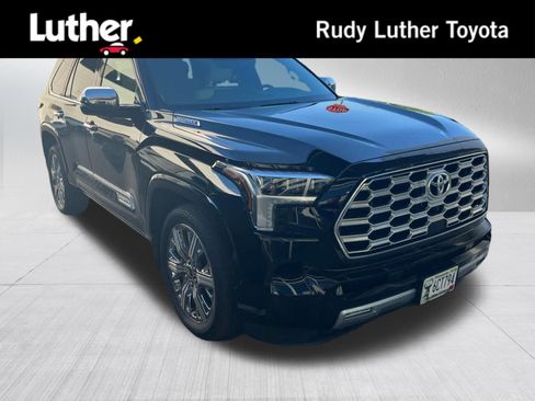 Used 2025 Toyota Sequoia Capstone AWD/4WD image 1