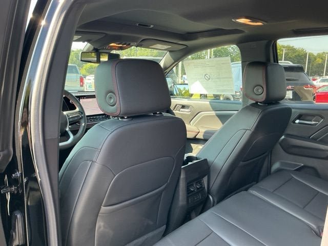 New 2026 Chevrolet Colorado Z71 w/ Technology Package AWD/4WD image 14