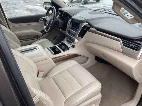 Used 2019 GMC Yukon Denali w/ Enhanced Security Package AWD/4WD image 19