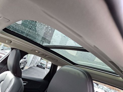 Certified 2023 Volvo XC60 B5 Core w/ Climate Package image 14