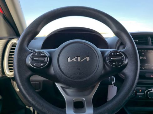 Used 2024 Kia Soul LX w/ Option Group 015 FWD image 22