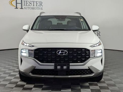Used 2023 Hyundai Santa Fe SEL image 3
