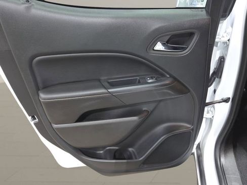 Used 2022 GMC Canyon AT4 w/ Trailering Package image 21