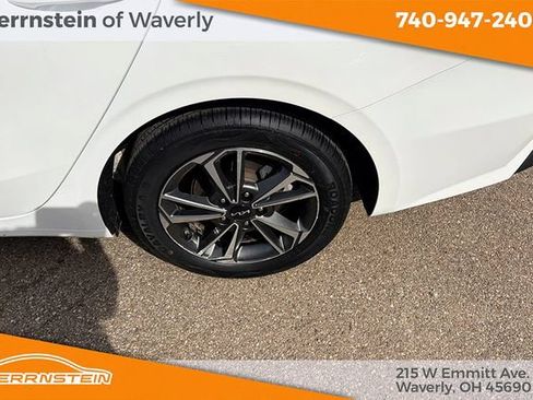 Used 2023 Kia Forte LXS FWD image 19