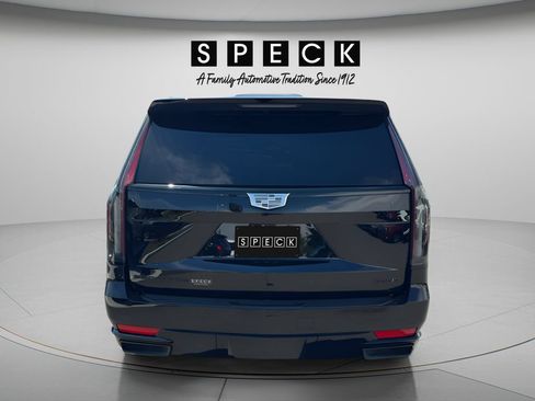 Used 2023 Cadillac Escalade Sport w/ Touring Package AWD/4WD image 4
