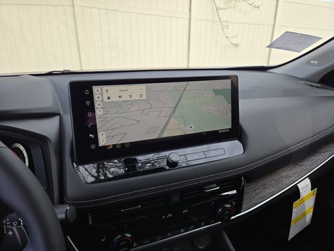 New 2026 Nissan Rogue Platinum w/ Platinum Premium Package image 24