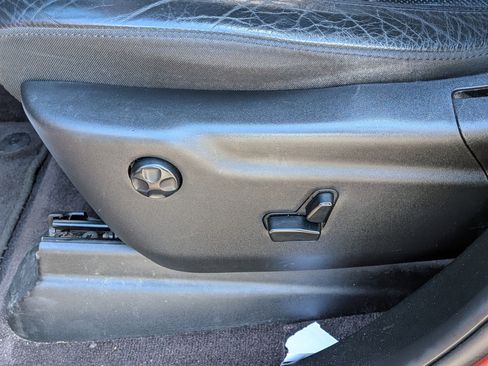 Used 2018 Jeep Grand Cherokee Limited w/ Luxury Group II image 22