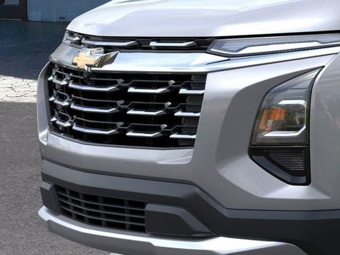 New 2026 Chevrolet Equinox LT AWD/4WD image 13