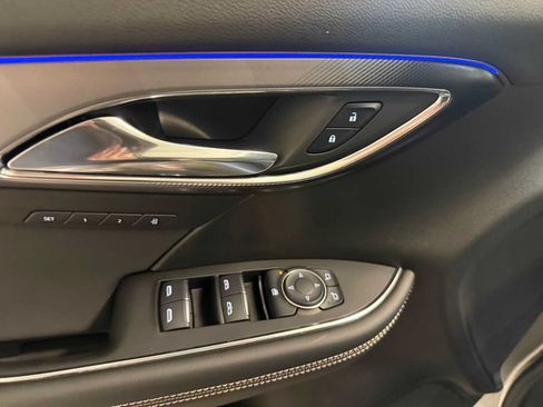 Used 2024 Buick Envision Sport Touring AWD/4WD image 21