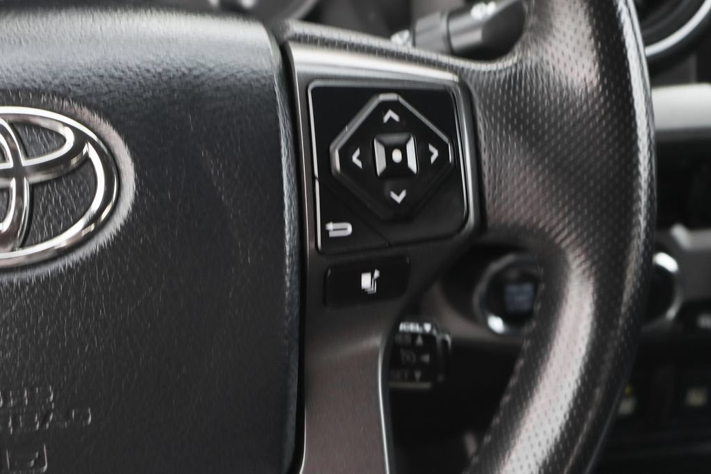 Used 2017 Toyota Tacoma TRD Pro AWD/4WD image 26