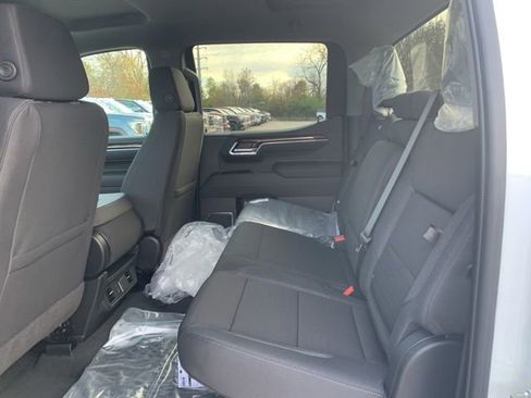 New 2026 GMC Sierra 1500 Elevation image 25
