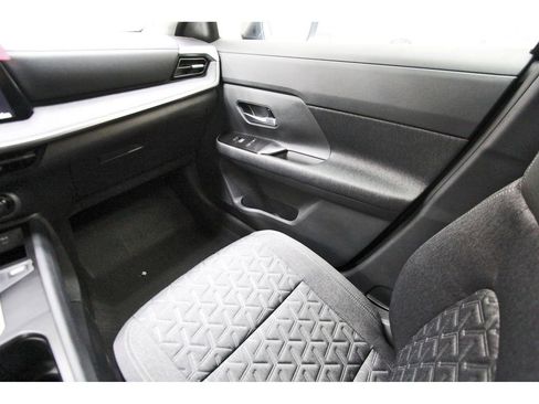 New 2026 Nissan Kicks SV w/ Charging Package FWD image 8