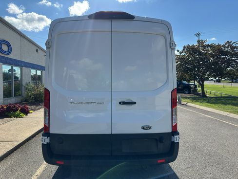 Used 2023 Ford Transit 250 Medium Roof RWD image 5