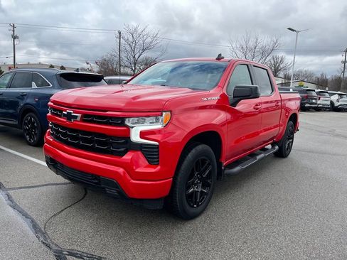 Used 2023 Chevrolet Silverado 1500 RST w/ LPO, Dark Essentials Package image 3