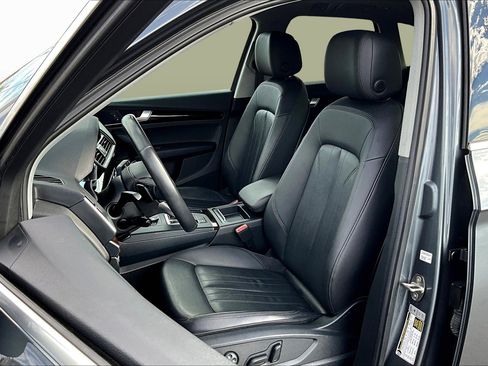 Used 2019 Audi Q5 2.0T Premium w/ Convenience Package image 25