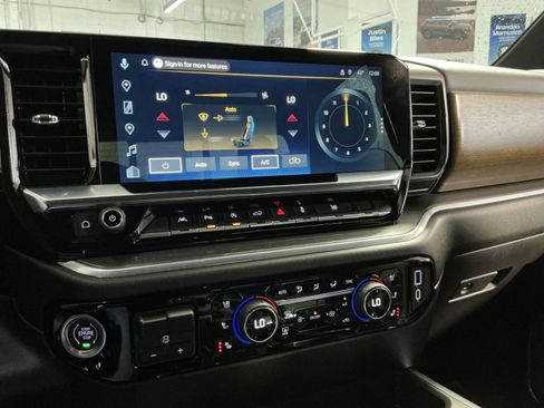 Used 2025 Chevrolet Silverado 1500 High Country w/ High Country Premium Package image 29