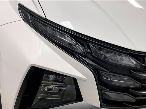 Certified 2025 Hyundai Tucson SE image 31