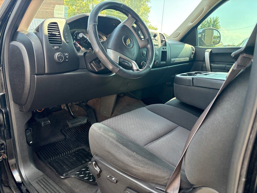Used 2013 Chevrolet Silverado 1500 LT RWD image 17