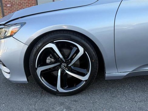 Used 2020 Honda Accord Sport image 6