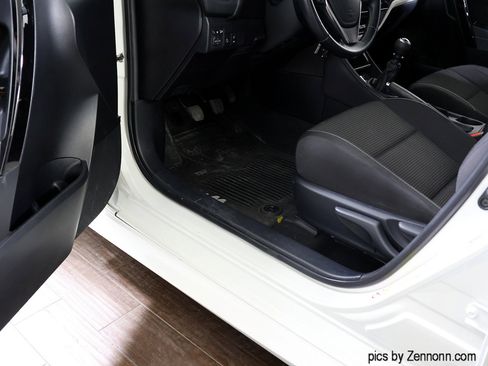 Used 2017 Toyota Corolla iM image 21