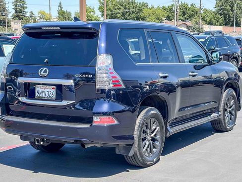 Certified 2021 Lexus GX 460 Premium w/ Premium Package AWD/4WD image 4