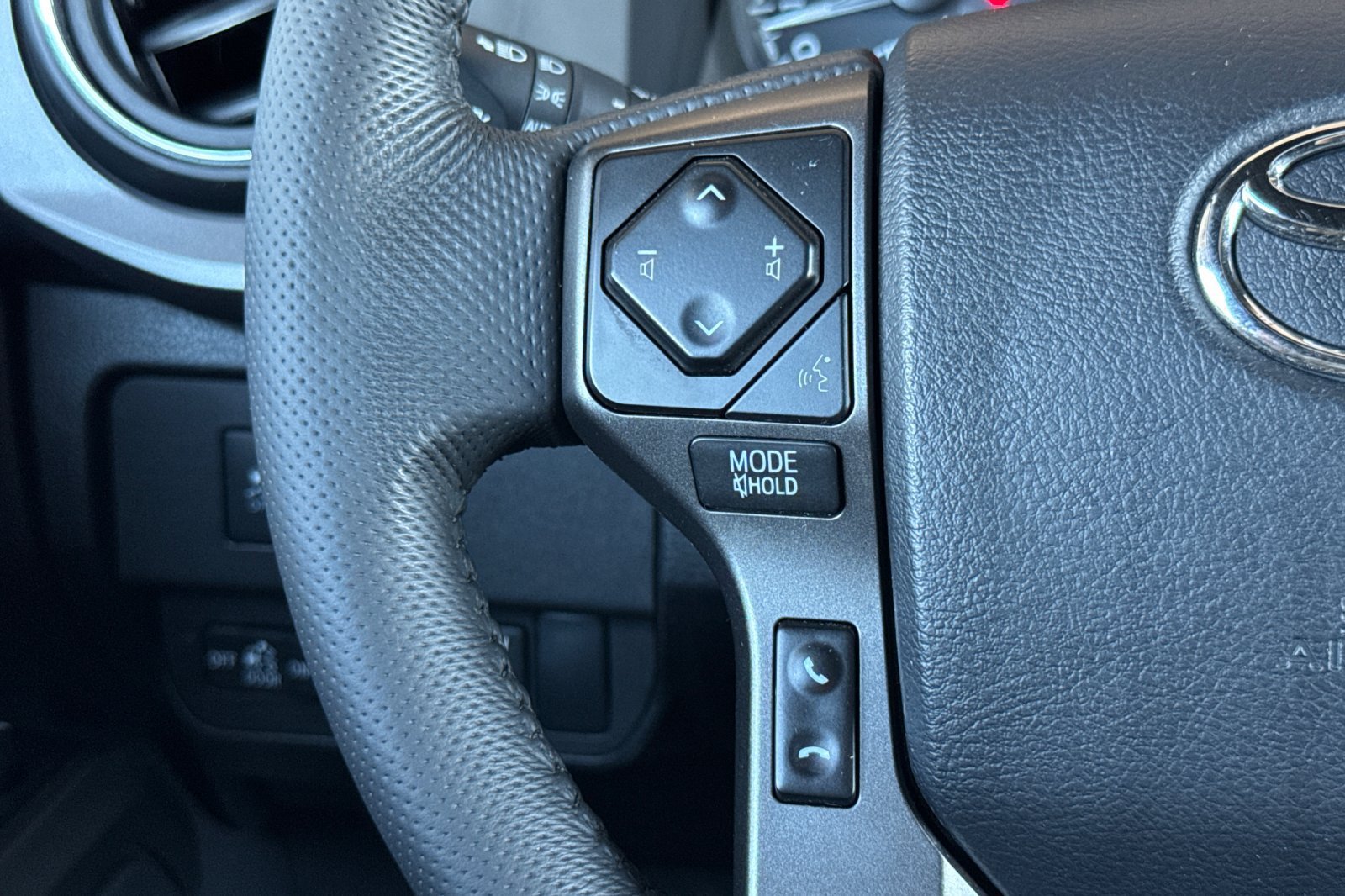 Certified 2023 Toyota Tacoma TRD Sport w/ TRD Premium Sport Package AWD/4WD image 30