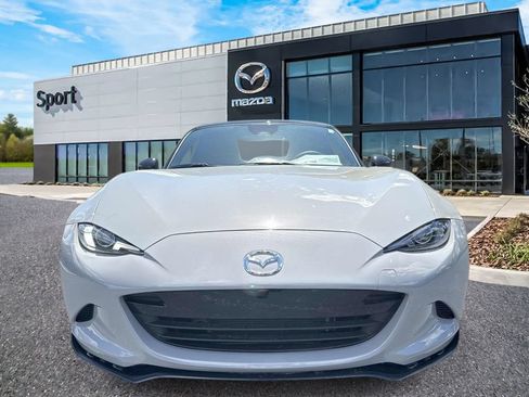 New 2026 MAZDA MX-5 Miata Club w/ Interior Package RWD image 10