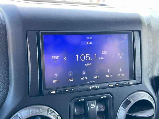 Used 2017 Jeep Wrangler Sport w/ Quick Order Package 24S AWD/4WD image 25