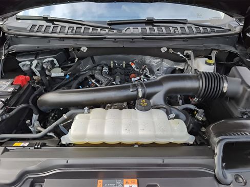 Used 2025 Ford Expedition Max Active image 9