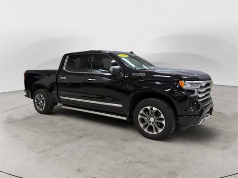 Used 2024 Chevrolet Silverado 1500 High Country w/ Technology Package image 7